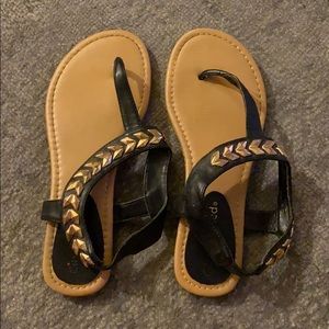 Cityclassified Black and Gold Chevron Sandals